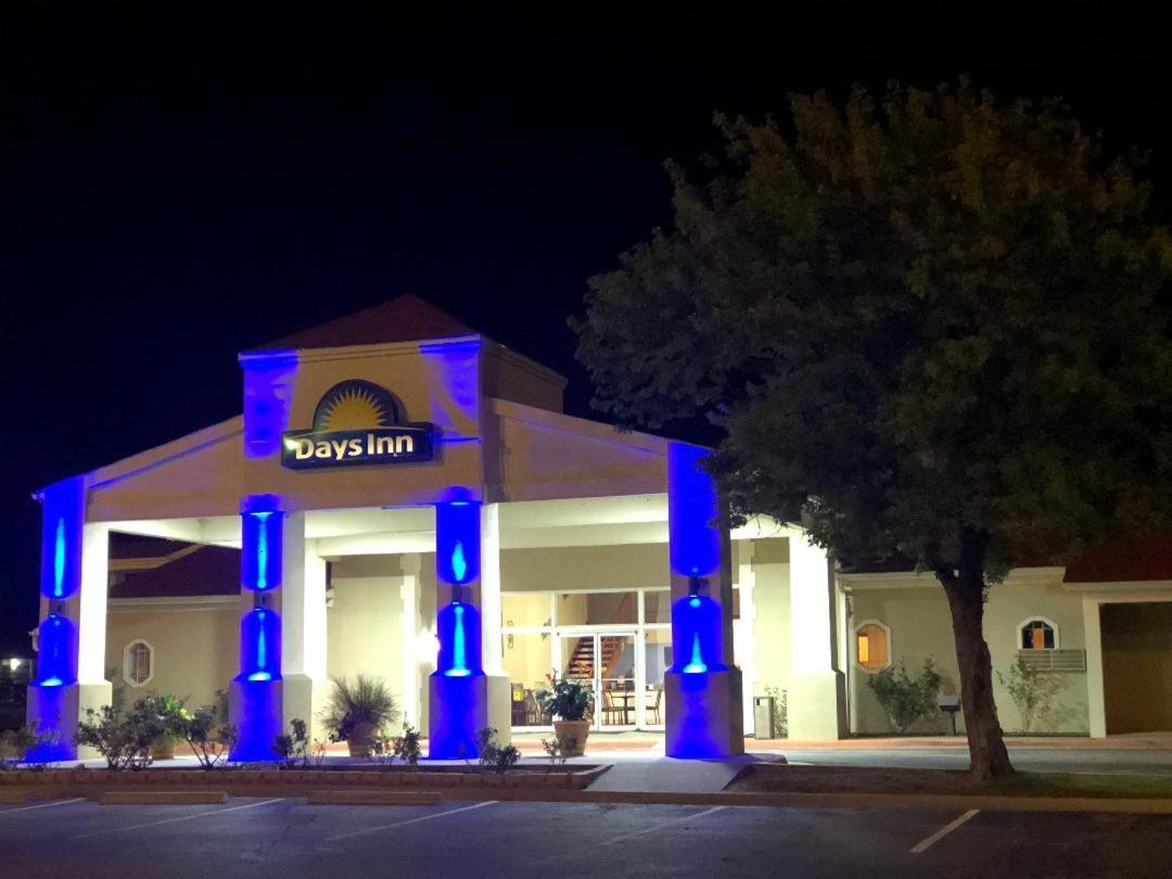 Days Inn By Wyndham Eastland Εξωτερικό φωτογραφία