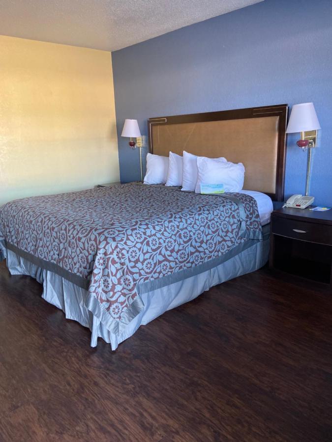 Days Inn By Wyndham Eastland Εξωτερικό φωτογραφία
